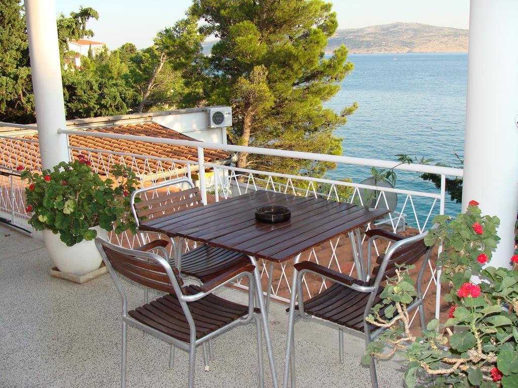 Apartment Buco Starigrad Paklenica Chambre photo